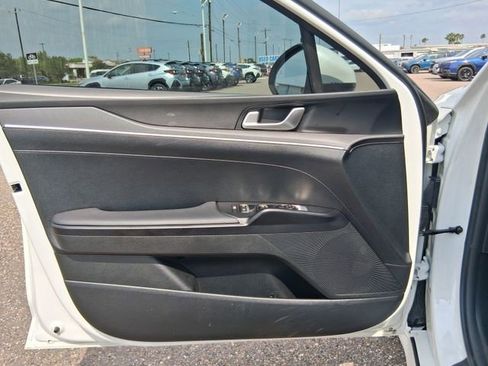 Used 2025 Kia K5 LXS FWD image 13