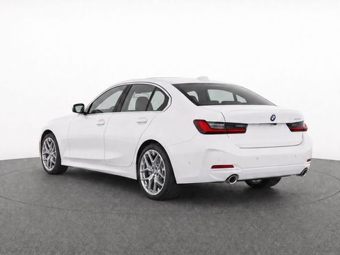 Used 2025 BMW 330i Sedan RWD image 3