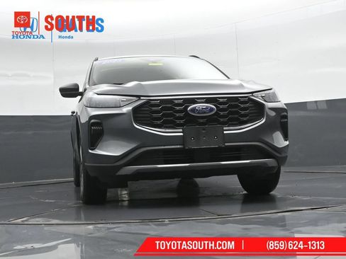 Used 2025 Ford Escape ST-Line AWD/4WD image 40