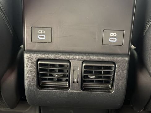 Used 2025 Toyota bZ4X FWD image 24