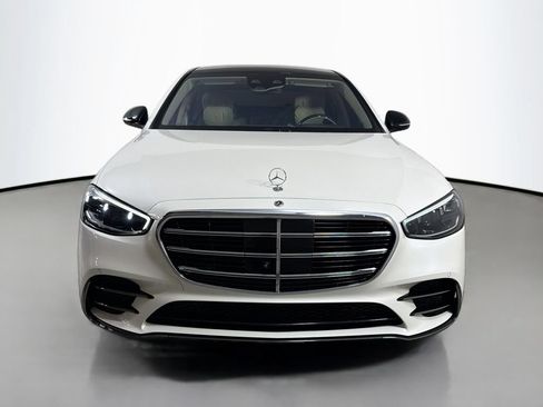 Used 2023 Mercedes-Benz S 500 4MATIC image 2