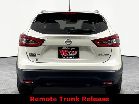 Used 2021 Nissan Rogue Sport SL w/ Premium Package AWD/4WD image 5