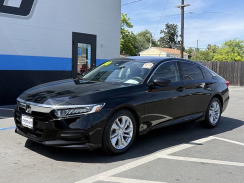 Used 2020 Honda Accord LX image 2