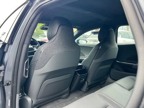 Used 2024 Lucid Air Touring AWD/4WD image 11
