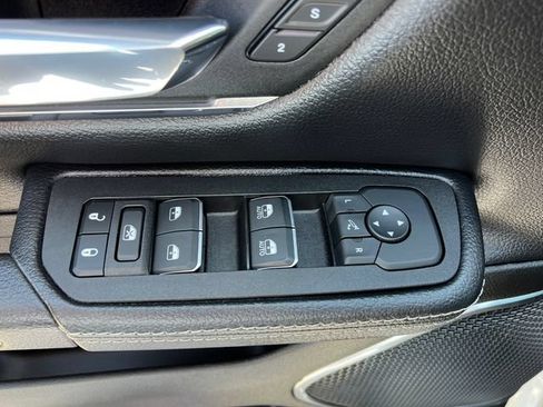 Certified 2025 RAM 1500 Laramie w/ Sport Appearance Package AWD/4WD image 11