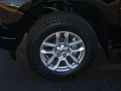 New 2026 Chevrolet Silverado 1500 RST w/ Z71 Off-Road Package image 3