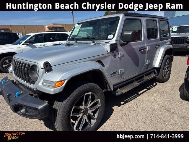 Used 2024 Jeep Wrangler Unlimited w/ Convenience Group AWD/4WD image 1