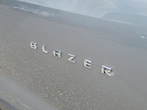 Used 2023 Chevrolet Blazer LT w/ Convenience Package FWD image 7