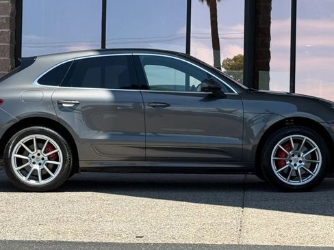 Used 2016 Porsche Macan Turbo AWD/4WD image 15