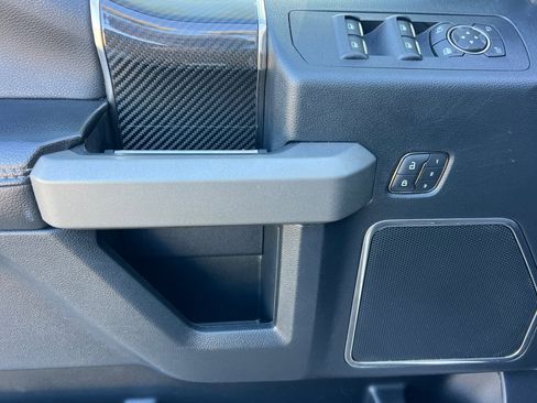 Used 2019 Ford F150 Raptor w/ Equipment Group 802A Luxury image 11