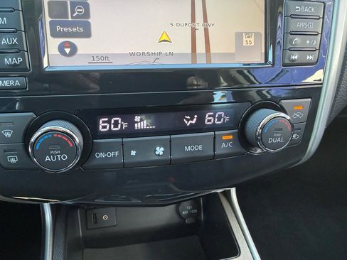 Used 2015 Nissan Altima 3.5 SL FWD image 15