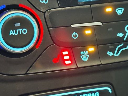 Used 2018 Ford Escape SE w/ SE Sync 3 Package image 21