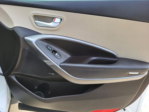 Used 2018 Hyundai Santa Fe Sport FWD image 10