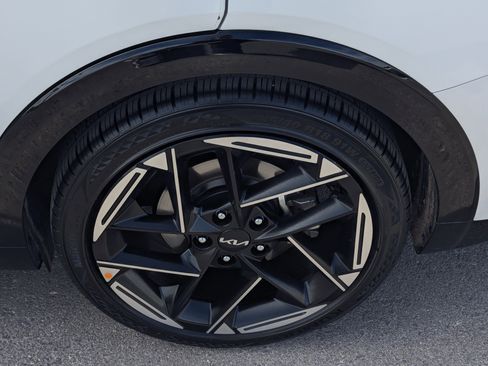 Used 2025 Kia K4 GT-Line w/ GT-Line Premium Package image 7