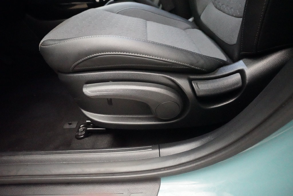 Used 2024 Kia Seltos S AWD/4WD image 27