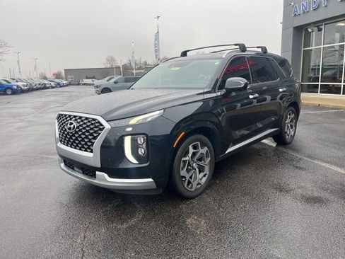 Used 2021 Hyundai Palisade Calligraphy image 2