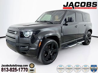 Used 2023 Land Rover Defender 110 V8 AWD/4WD video 1