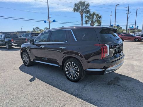 Used 2024 Hyundai Palisade Calligraphy image 5