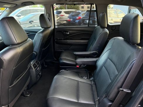 Used 2021 Honda Pilot Elite image 16