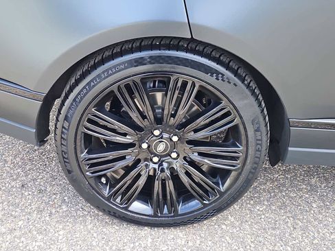 Used 2021 Land Rover Range Rover P525 Westminster Edition image 8