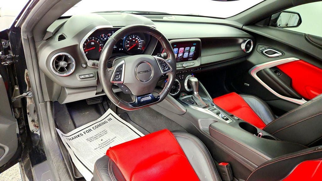 Used 2017 Chevrolet Camaro SS RWD image 11
