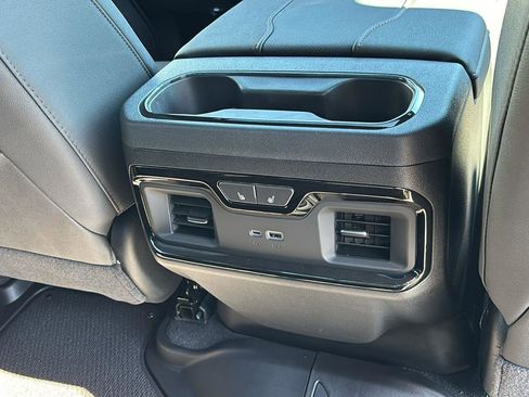 New 2026 GMC Sierra 2500 AT4 w/ AT4 Premium Plus Package AWD/4WD image 24