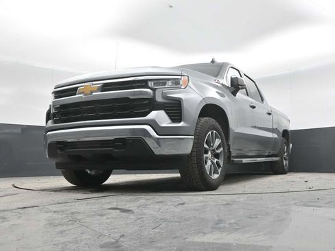 Used 2026 Chevrolet Silverado 1500 LT w/ Z71 Off-Road Package image 26
