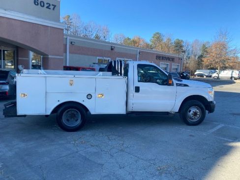 Used 2012 Ford F350 XL w/ PWR Equipment Group image 4