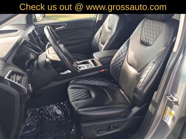Used 2023 Ford Edge Titanium AWD/4WD image 13