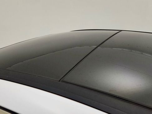 Used 2018 Genesis G80 3.8 w/ Option Group 02 image 10