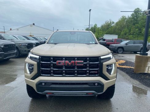 Used 2024 GMC Canyon AT4 w/ Canyon Safety Plus Package AWD/4WD image 6