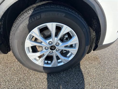 Used 2025 Ford Escape Active FWD image 9