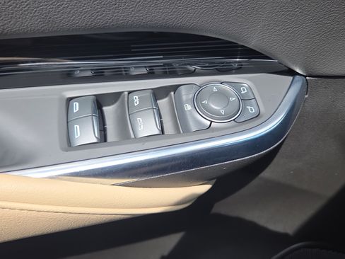 Used 2024 Cadillac XT4 Luxury FWD image 31