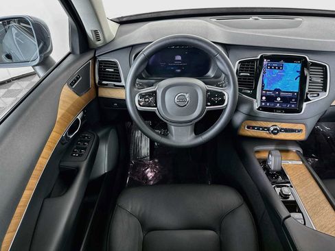 Used 2023 Volvo XC90 B5 Plus w/ Protection Package Premier AWD/4WD image 21