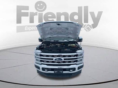 Used 2023 Ford F250 Lariat w/ Chrome Package image 39