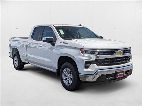 New 2025 Chevrolet Silverado 1500 LT image 6