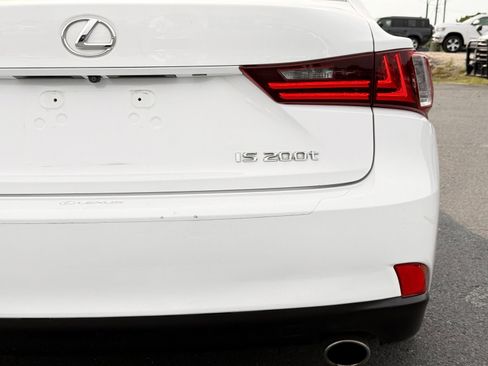 Used 2016 Lexus IS 200t w/ F Sport Package RWD image 16
