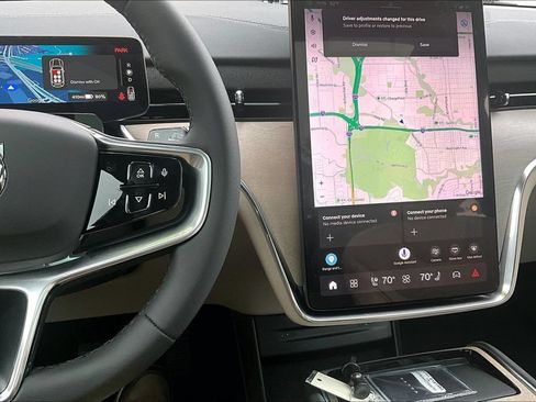 New 2026 Volvo EX90 Plus AWD/4WD image 17
