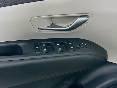 Used 2023 Hyundai Tucson SEL w/ Convenience Package FWD image 15
