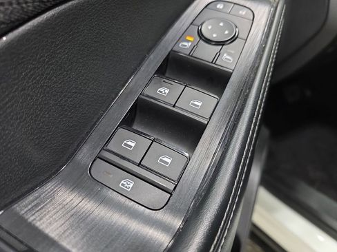 Used 2023 Nissan Rogue SV AWD/4WD image 26