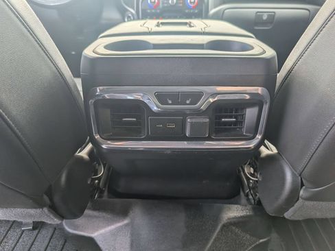 Used 2019 Chevrolet Silverado 1500 LTZ AWD/4WD image 18