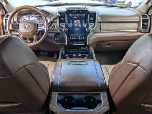 Used 2022 RAM 3500 Limited AWD/4WD image 26