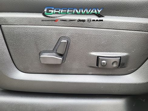New 2025 RAM 2500 Big Horn AWD/4WD image 20