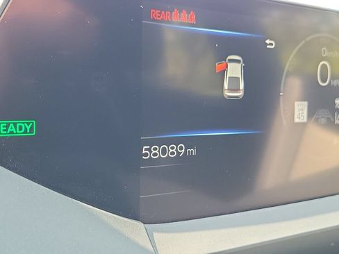 Used 2024 Toyota Prius LE FWD image 27