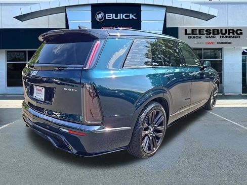 Used 2026 Cadillac Vistiq Platinum AWD/4WD image 7