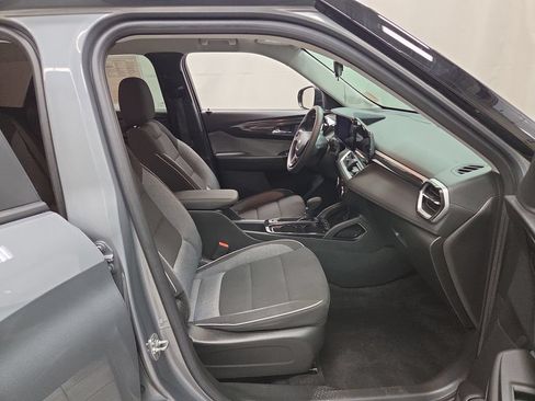 Used 2024 Chevrolet TrailBlazer LS AWD/4WD image 12