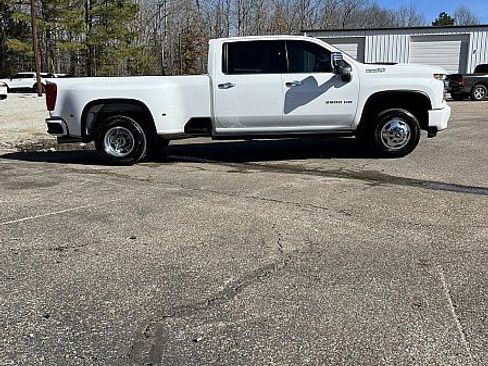 Used 2022 Chevrolet Silverado 3500 High Country image 8