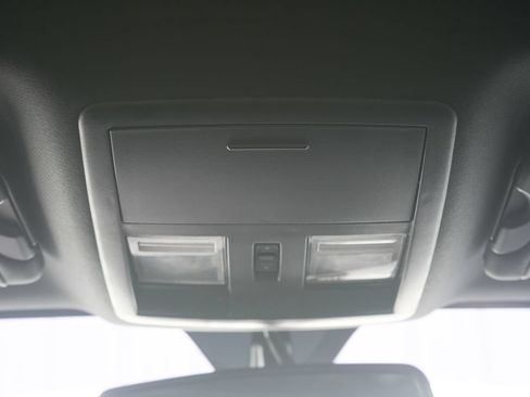 Used 2014 Dodge Challenger R/T RWD image 23