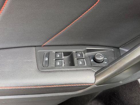 Used 2024 Volkswagen Tiguan Wolfsburg Edition image 20