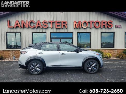 Used 2024 Nissan Ariya AWD image 1